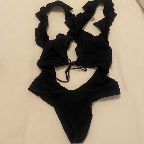 Blue Life Ramba Ruffle One Piece - Picture 3 of 6